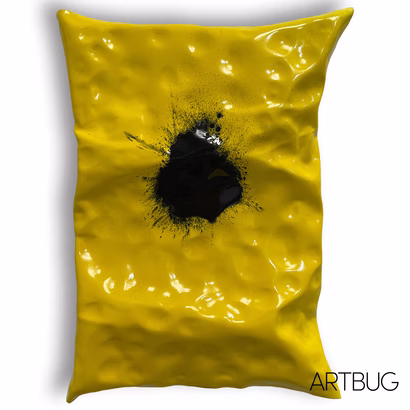 Artbug Podcast is a project by Artbug Media. It consists of conversations with multidiscipline artists from around the world. Hosted by Carlos Rittner, founder of Artbug Media, and filmmaker Sergio Bonacci Lapalma aka Chapete.
Each episode contains music from an independent artist from around the world.

Distributed by Independent Record Label, Make Noise Not War Records (Los Angeles, CA), via Bandcamp and multiple platforms. Supported by 501c3, MakeArtNotWar.org

Artbug Media. Los Angeles, CA. 2022.
artbug.net/Media  